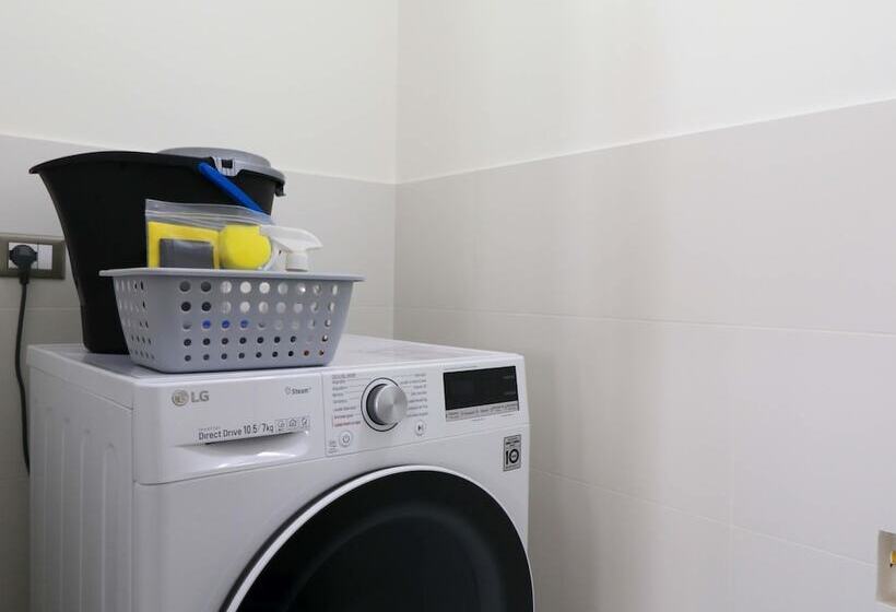 Bright 2br Duplex In Miraflores