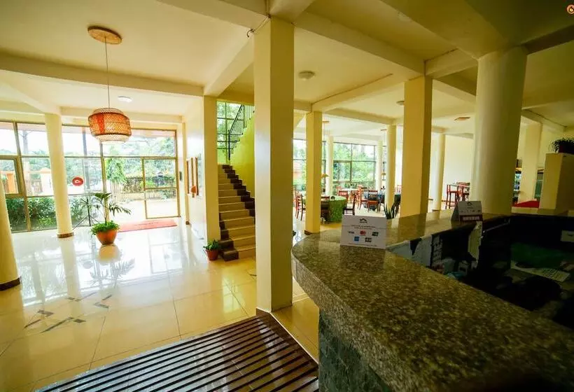 Lakefront Hotel Entebbe