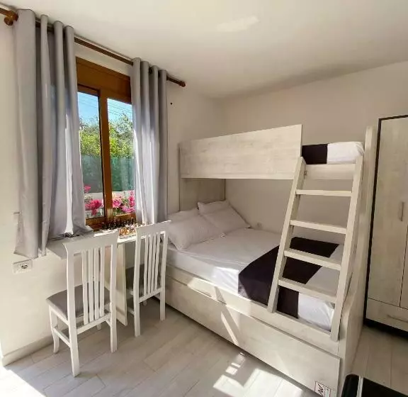 پانسیون Sunny Guest House