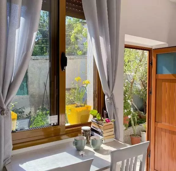 پانسیون Sunny Guest House