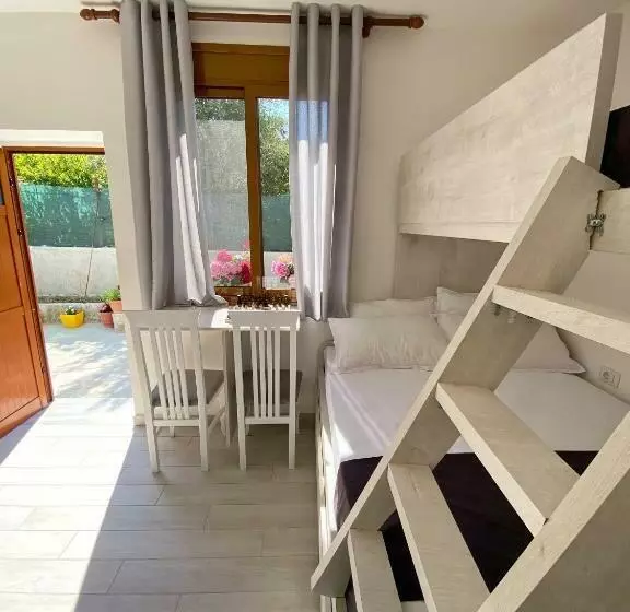 پانسیون Sunny Guest House
