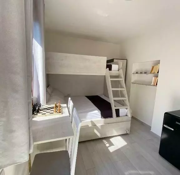 پانسیون Sunny Guest House