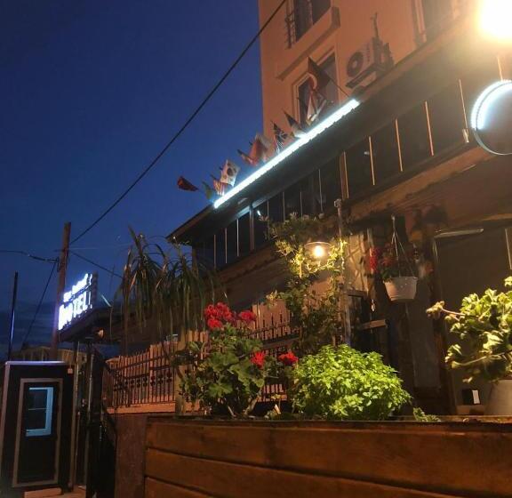 Silver Continent Hostel