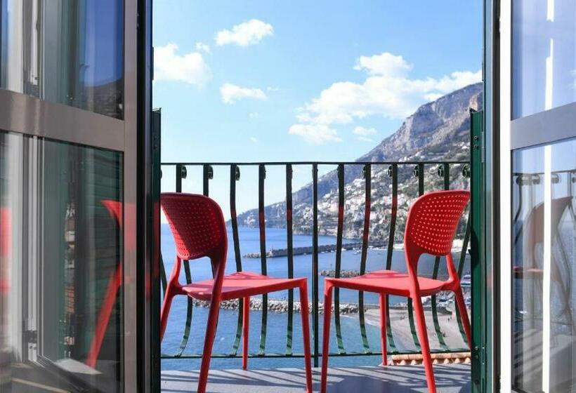 Пансион La Stanza Sul Porto Di Amalfi Camera Piccina Piccina Con Bagno Privato E Terrazzino Vista Mare