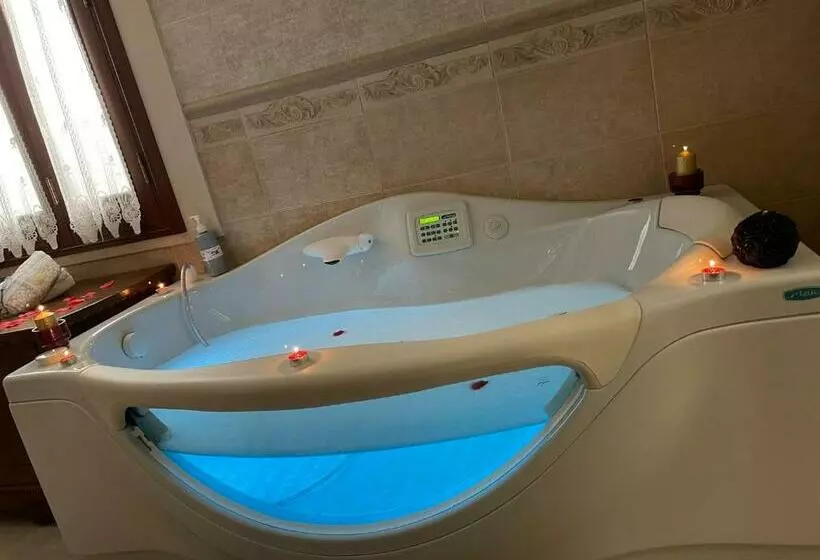 تختخواب و صبحانه Regina Suite