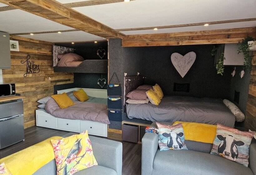 Birdsong Lodge Peaceful Dog Friendly