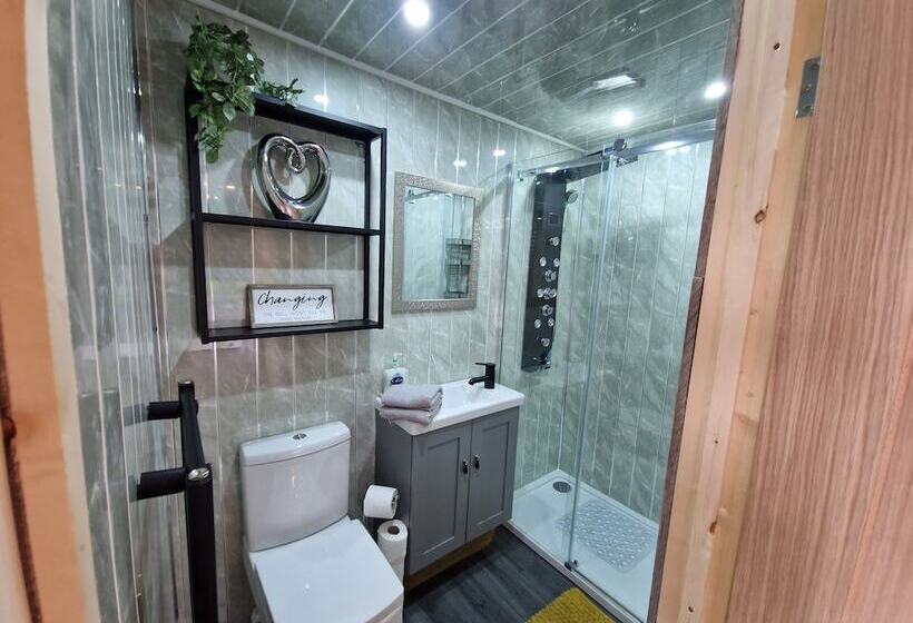 Birdsong Lodge Peaceful Dog Friendly