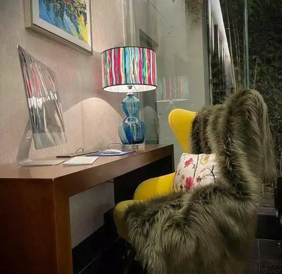 هتل Empyrean Dhaka City Centre