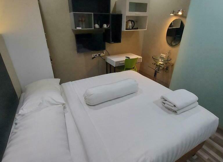 فندق Rumah Familiku 1 Syariah