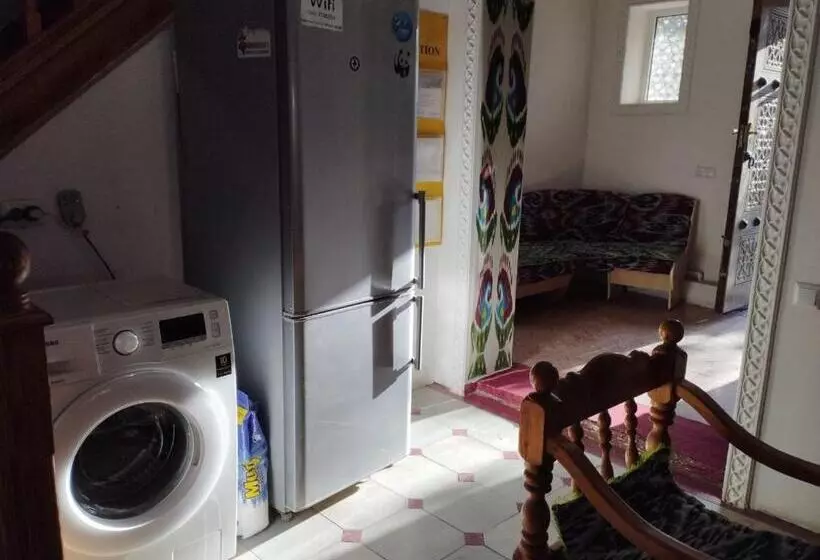 پانسیون Nastarin