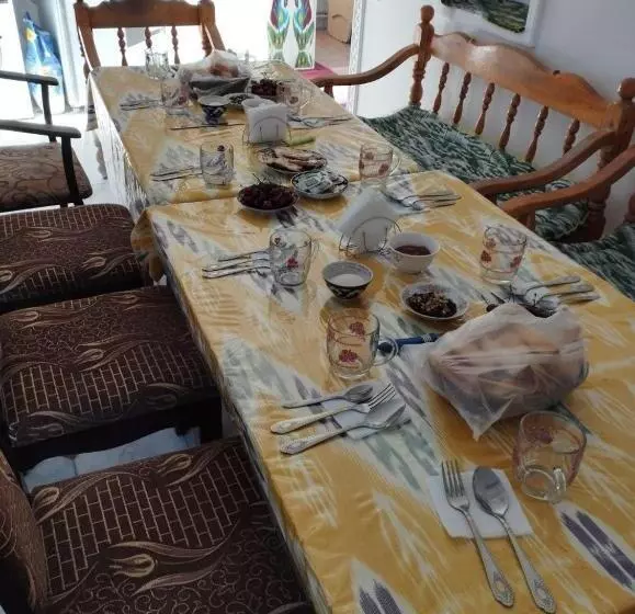 پانسیون Nastarin