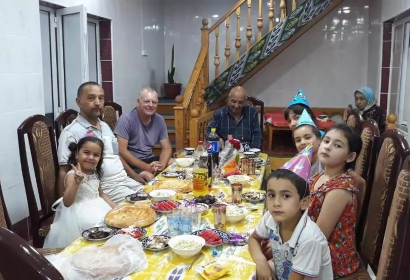 پانسیون Nastarin