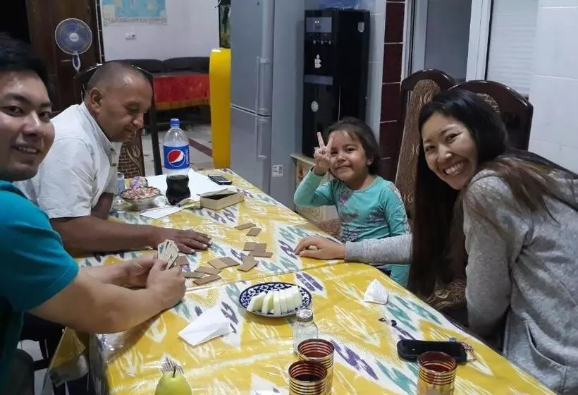 پانسیون Nastarin