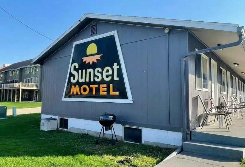 Retkeilymaja Double Room