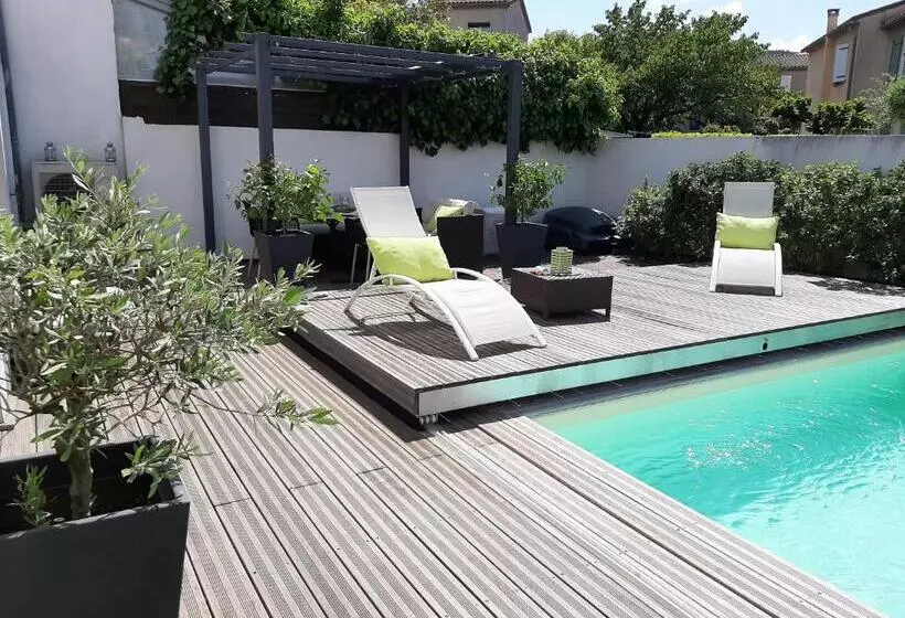 Aamiaismajoitus (B&B) Chambre Double Dans Maison Chaleureuse Et Familiale