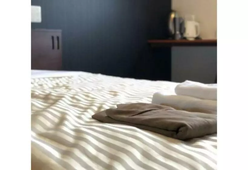 Hotelli Coonel Inn   Vacation Stay 33516v