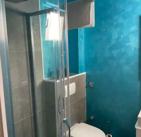پانسیون Lolo Luxury Rooms & Suites