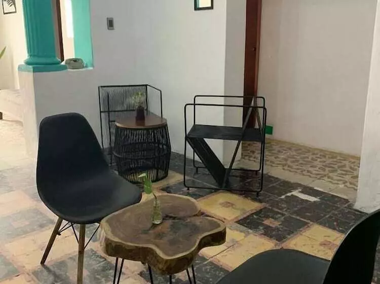 هاستل Mérida 62
