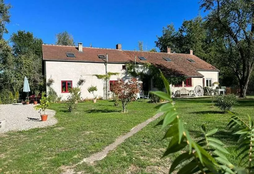 Aamiaismajoitus (B&B) Champ Du Bois