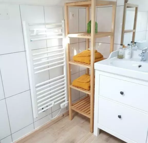 Aamiaismajoitus (B&B) Champ Du Bois