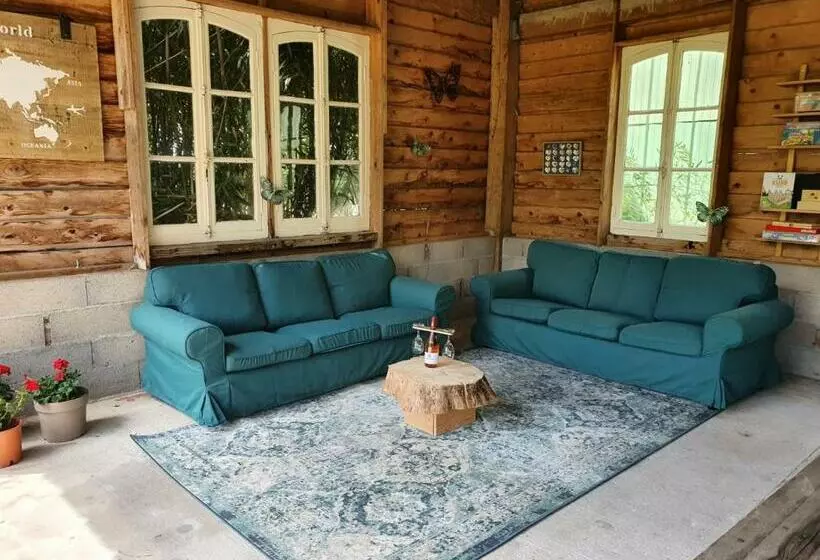 Aamiaismajoitus (B&B) Champ Du Bois