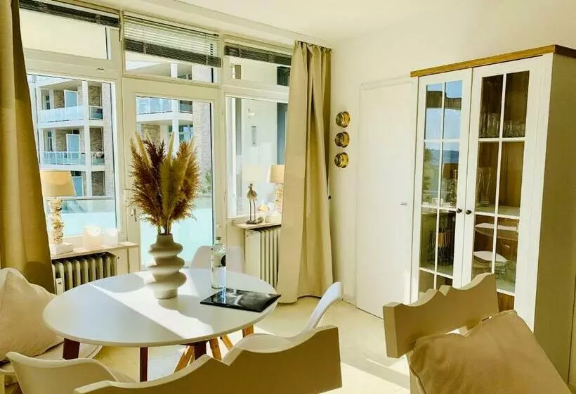 Prinz Hamlet Pelzerhaken Baltic View Prinz Hamlet