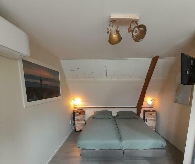 تختخواب و صبحانه 22up Bed & Koffie