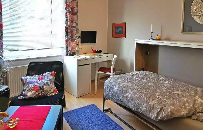 ベッドアンドブレックファースト Bed&breakfast_einzelzimmer