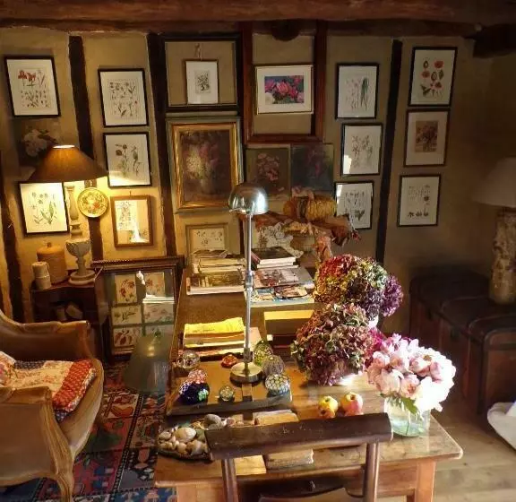 Aamiaismajoitus (B&B) La Maison De Royer