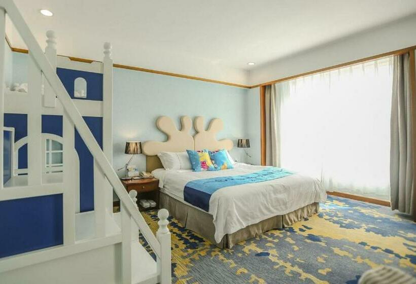 Discoveryland Hotel Dalian