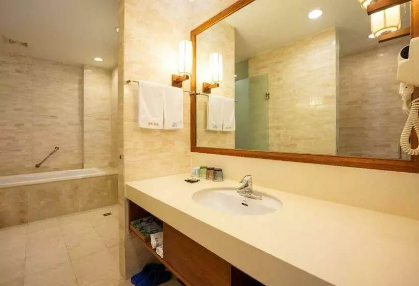 Discoveryland Hotel Dalian