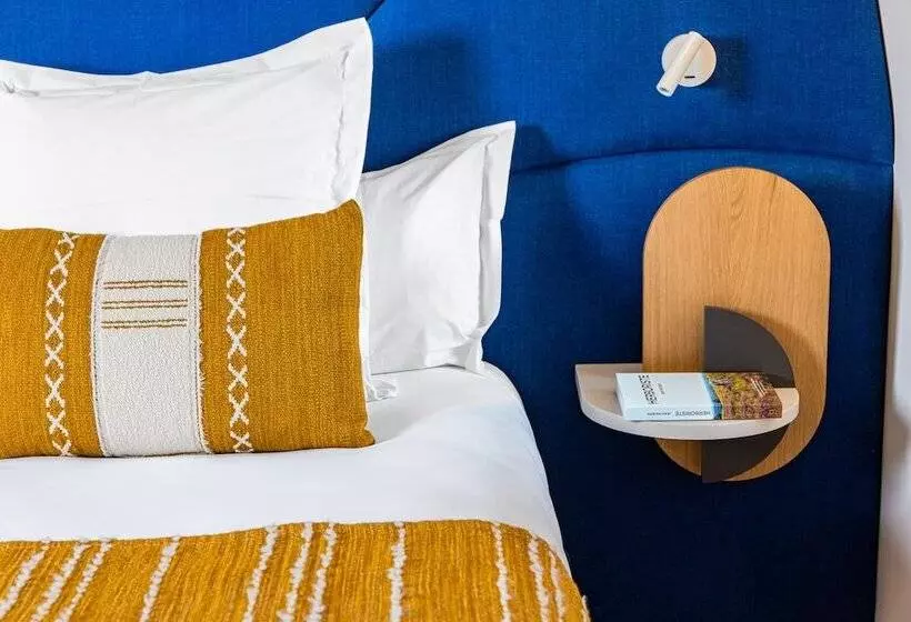 ホテル Cueillette