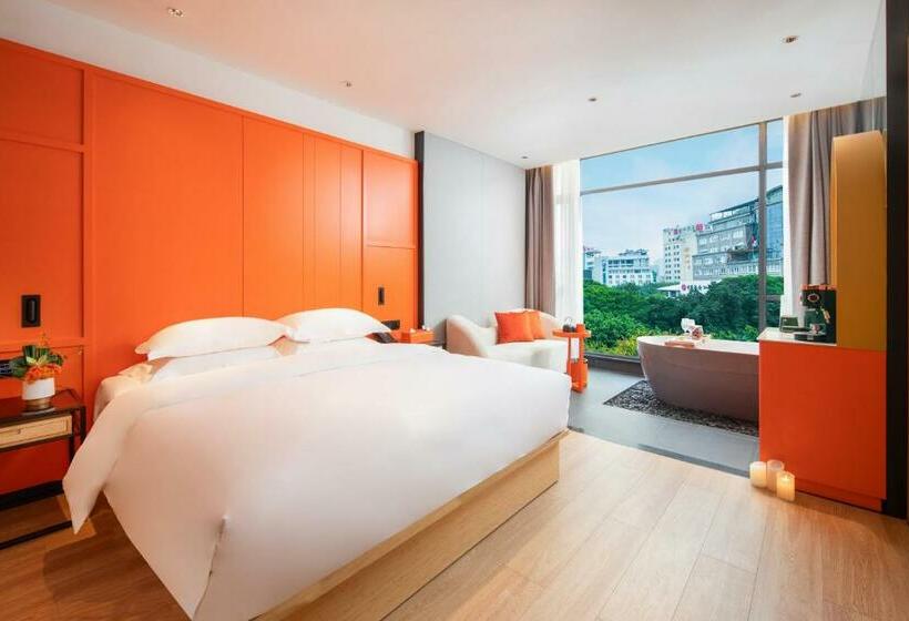 בית מלון כפרי Global Village Riverside