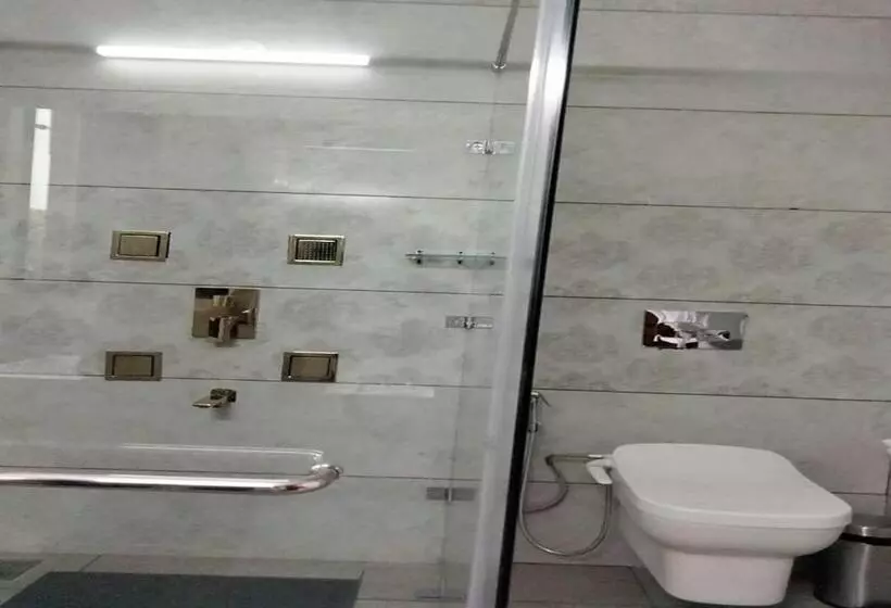 Hotelli Matoshree Club And Resort