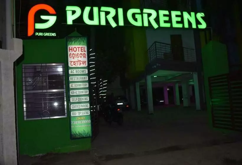 هتل Puri Greens