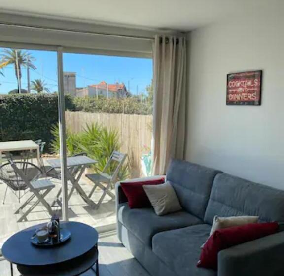 Le Plein Sud A Deux Pas De La Plage