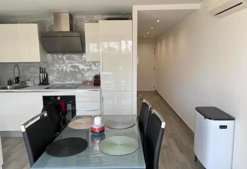 Le Plein Sud A Deux Pas De La Plage