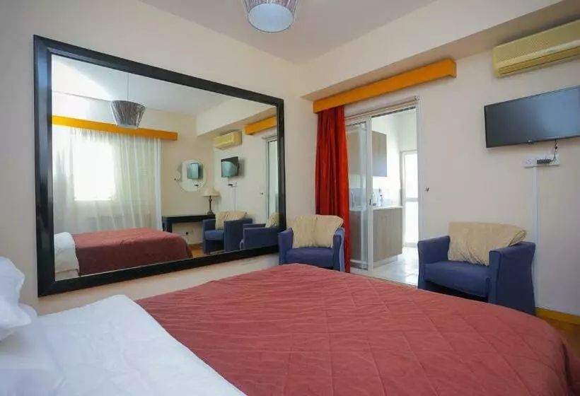 Majatalo Mouktaris Suites