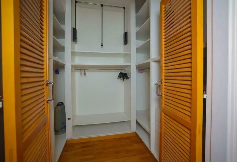 Majatalo Mouktaris Suites