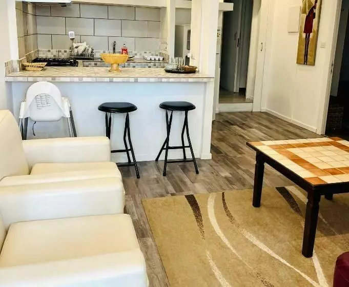 Majatalo Mouktaris Suites