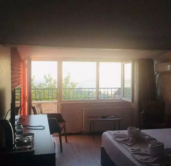 Rose Suite &