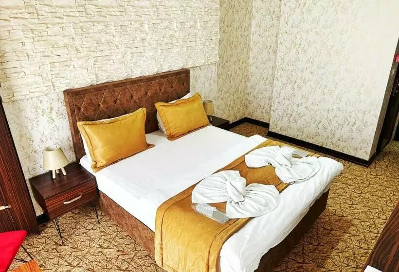 Rose Suite &