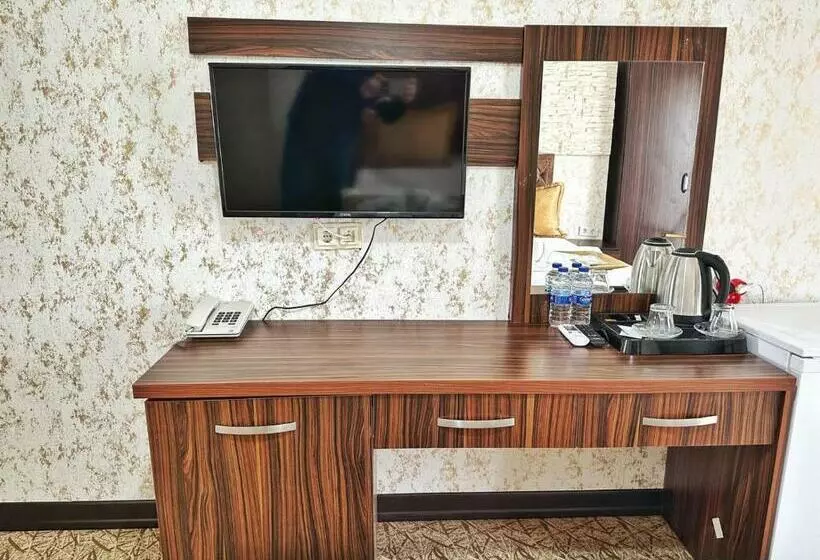 Rose Suite &