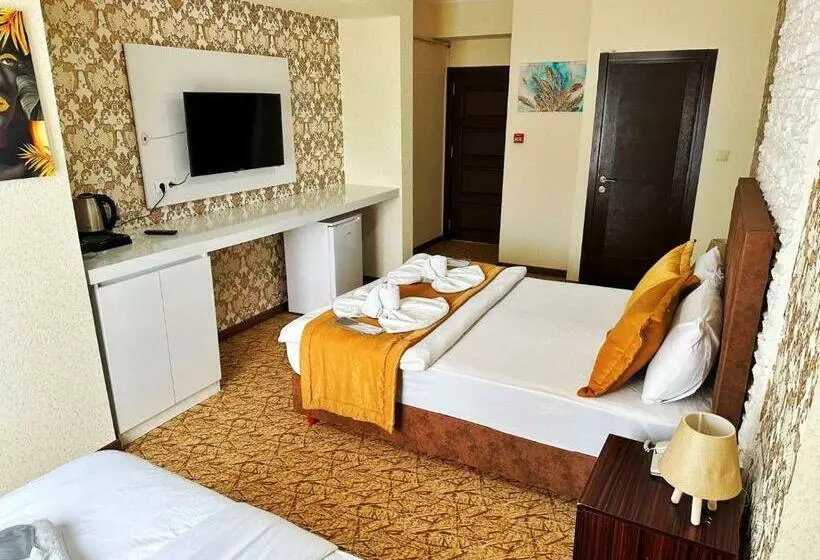Rose Suite &