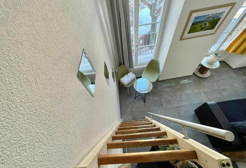 The 5 Continents   All 3 Floors By Stay Swiss