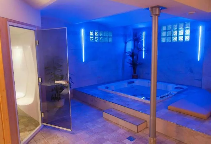 Active & Wellness Hotel Subterra