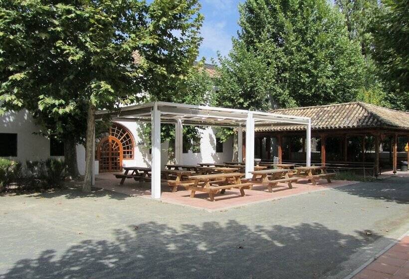 Albergue Inturjoven El Bosque Hostel