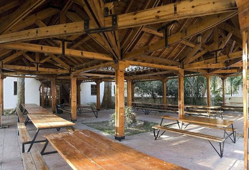 Albergue Inturjoven El Bosque Hostel