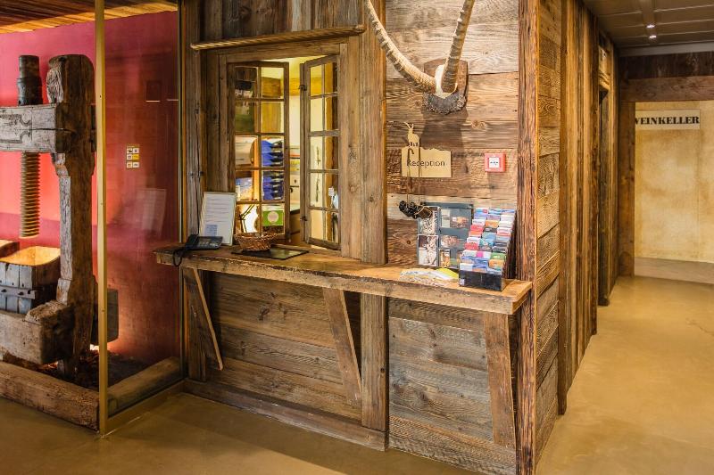 هتل Alpenblick Weggis Panorama & Alpen Chic