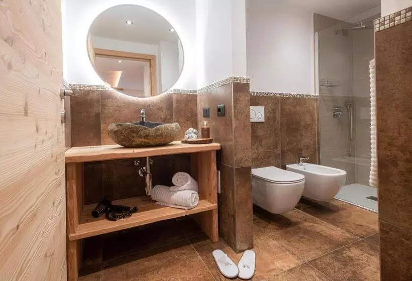 Отель Baita Velon